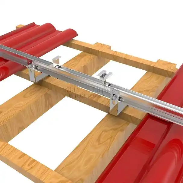 ອຸປະກອນເສີມແສງຕາເວັນ Aluminum Rail ສໍາລັບລະບົບມຸງໂລຫະ
